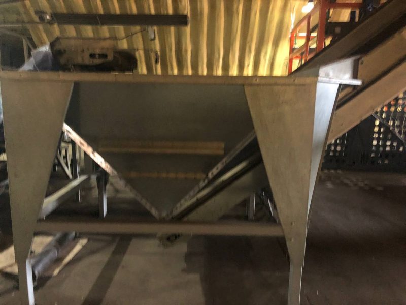 Бункер квадратный приемно-падающий 1.5м3 БКПП-1.5 купить