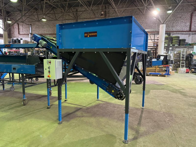 Бункер квадратный приемно-подающий 1.5м3 , 2.5м3